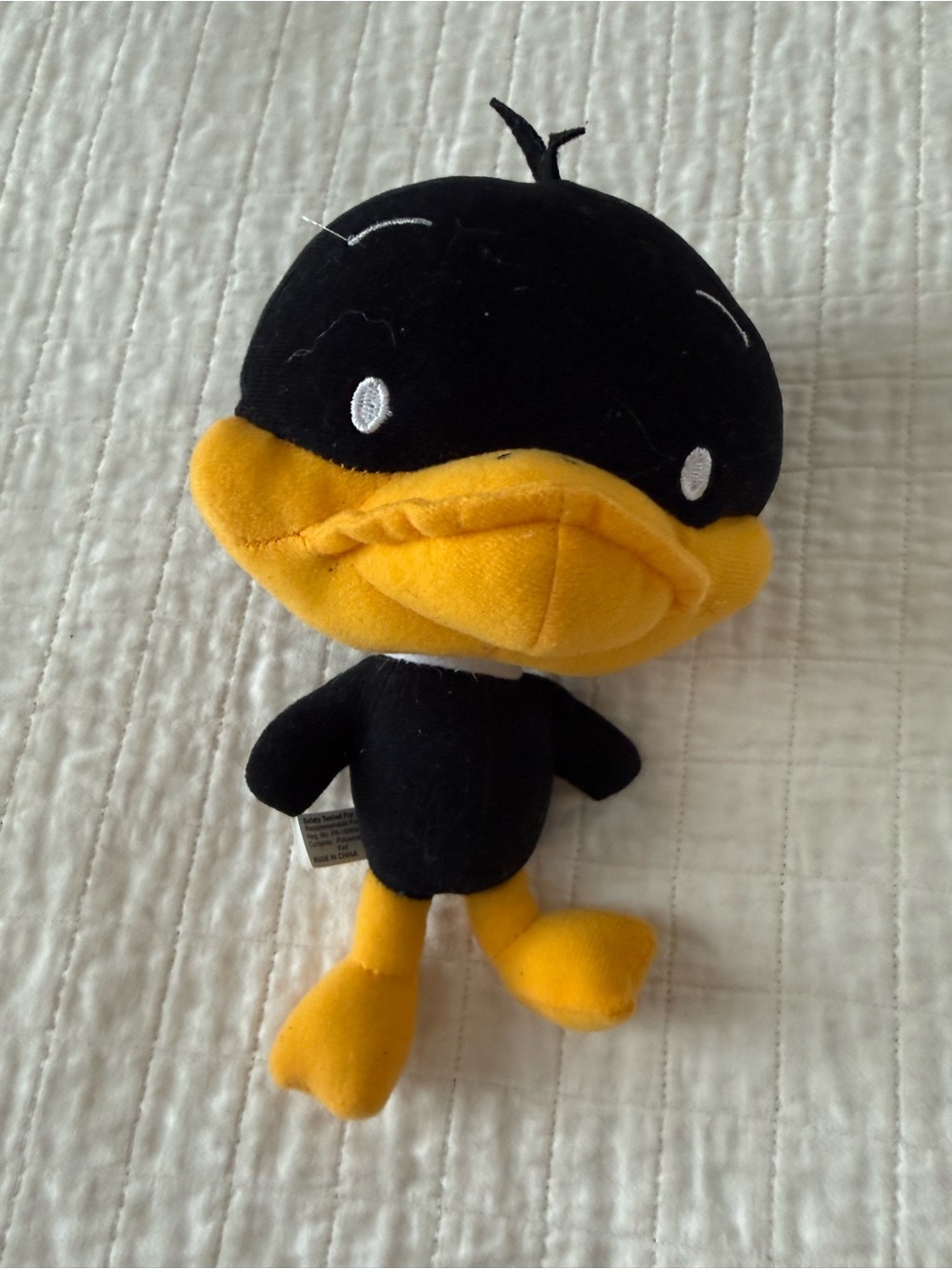 WARNER BROS. LOONEY TUNES "DAFFY DUCK" PLUSH like new